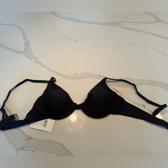 Andie Sicily Top - Small - Picture 4 of 4